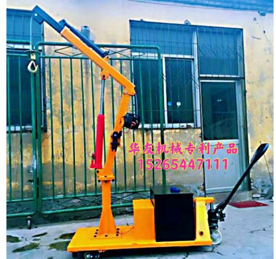 點(diǎn)擊查看詳細(xì)信息<br>標(biāo)題：裝車卸貨用小吊機(jī) 閱讀次數(shù)：2000